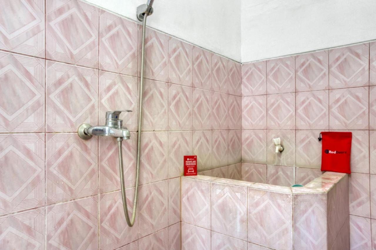 Reddoorz Hostel Near Prawirotaman Jogja Yogyakarta Esterno foto